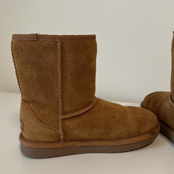 Kids Kookaburra By Ugg’s “Koola” Short Boot In Chestnut Size 2. - Picture 10 of 12